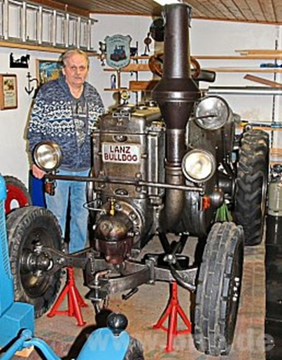 Mit dem Lanz Glühkopf von 1938 hat sich Wolfgang Mikonauschke einen lang gehegten Traum erfüllt. −Fotos: Klee